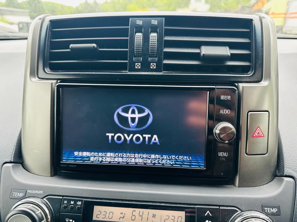 TOYOTA トヨタ純正 NMZN-Y73D 08604-00C10 9インチベーシックナビ カー