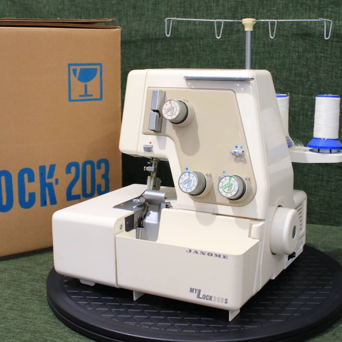 美品】ジャノメ ミシン FAMILY LOCK FR-75 ファミリー ロック 美品】ジャノメ ミシン FAMILY LOCK FR-75 ファミリー ロック