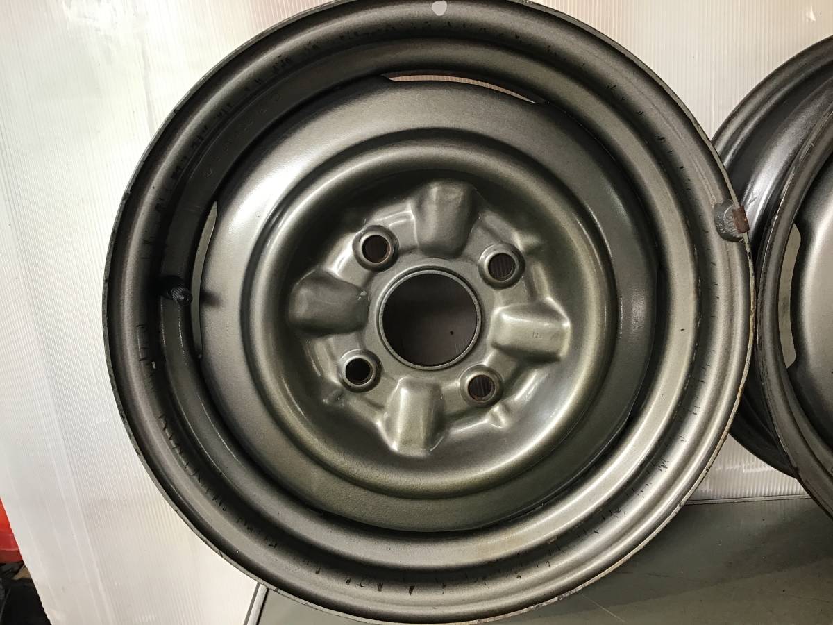 スカイライン 旧車純正ホイール鉄ちん 14インチ5j? 114.3 4H 鉄 スカイライン 旧車純正ホイール鉄ちん 14インチ5j? 114.3 4H 鉄