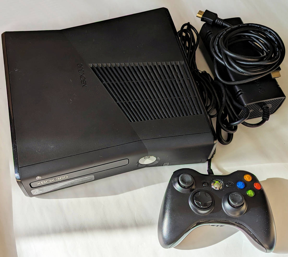 【やや傷や汚れあり】北米版 XBOX360 S 本体 250GB 新型モデル ★ XBOX 360 S SLIM New Model 1439