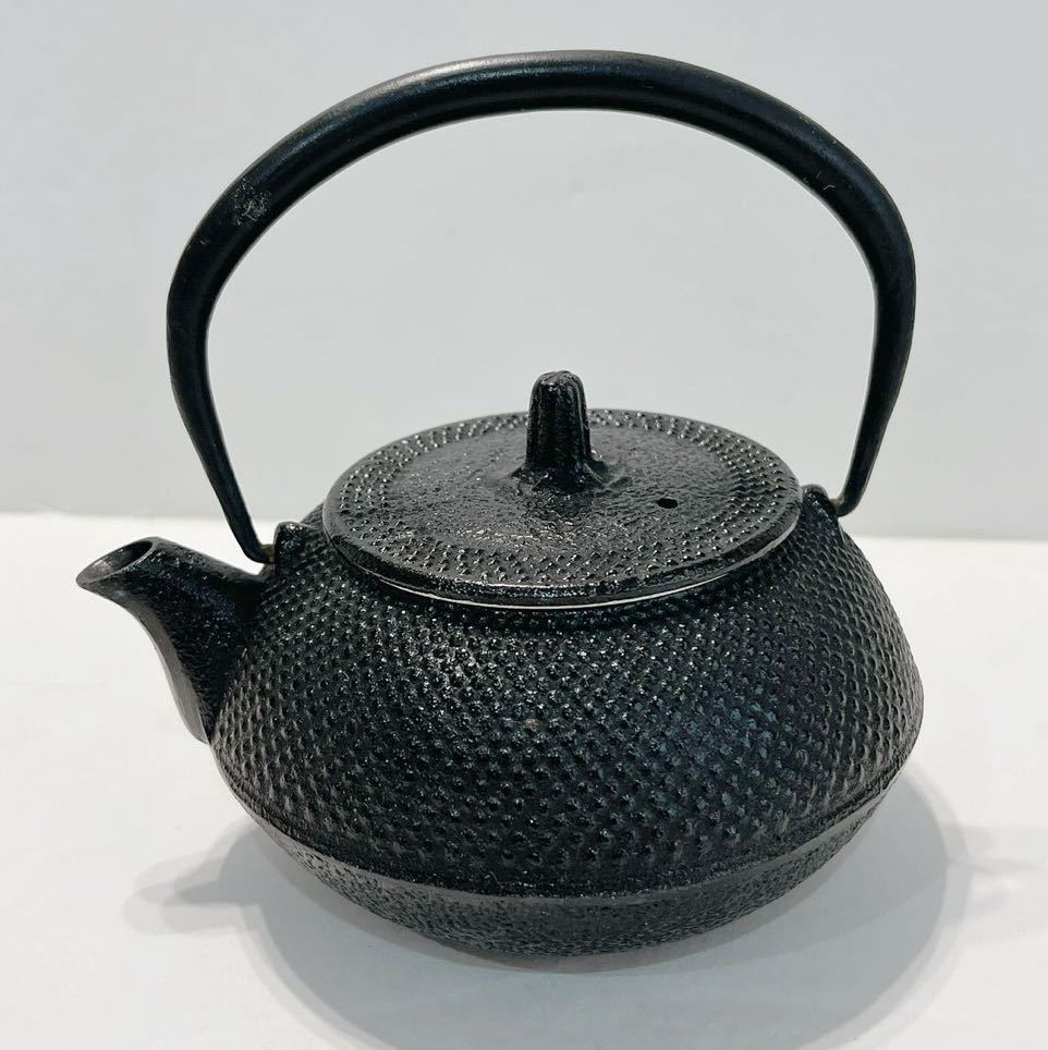 鉄瓶 茶色 丸型 身在名、水漏れ無し容量约1000 鉄瓶 茶色 丸型 身在名、水漏れ無し容量约1000 鉄瓶 茶色 丸