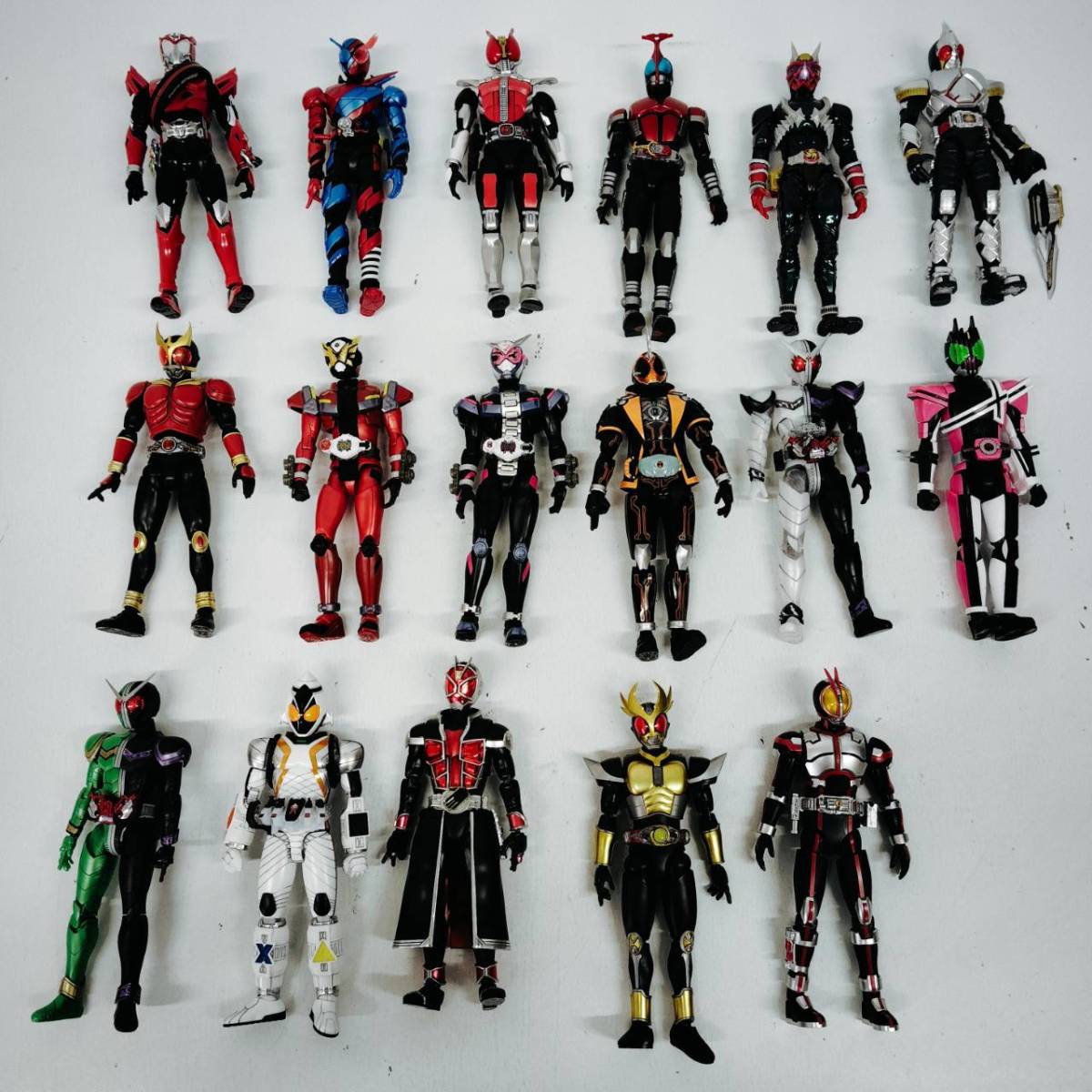 傷や汚れあり】【組立済】フィギュアライズスタンダード 仮面ライダー 