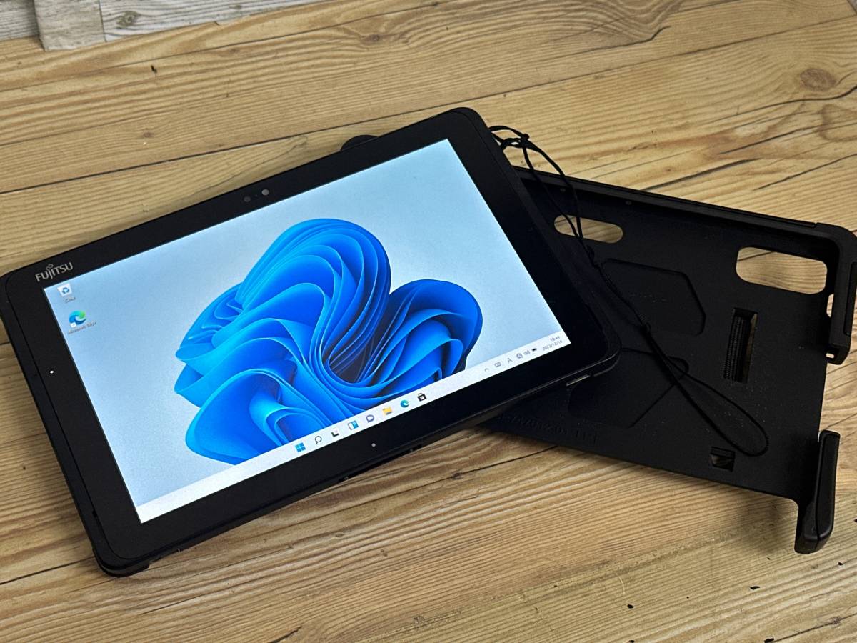 Panasonic TOUGHPAD FZ-M1CCFCXBM WIN8.1 PRO, Intel I5-4302Y 1.60GHZ, VPRO, 7.0 WXGA 10-PT Gloved Touch, 4GB, 128GB SSD, Intel WiFi A/B/G/N/AC, TPM, BT, Webcam, 8MP CAM, Bridge Battery, 2D BAR Laser