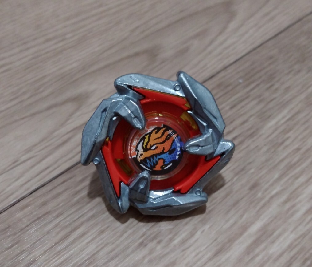 ベイブレードX　ランダムブースターVol.3 BX-31 ランダムブースターVol.3｜製品情報｜BEYBLADE X タカラ