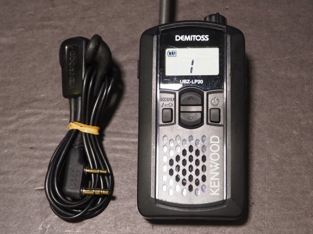 KENWOOD ケンウッド UBZ-LP20 トランシーバー 付属品付き 傷や汚れあり