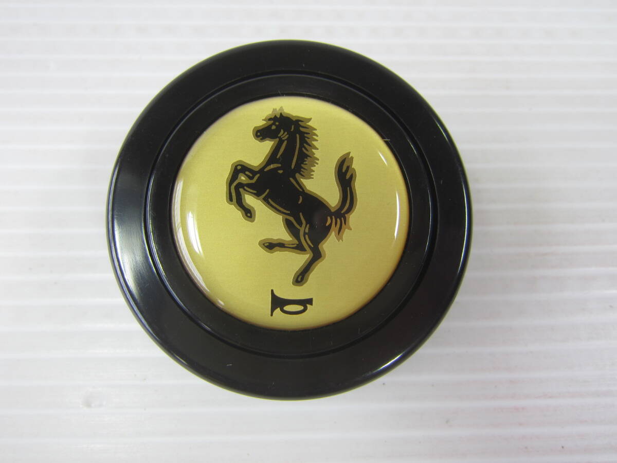 希少フェラーリ328 純正ステアリングホーンボタン付き 未使用 未使用