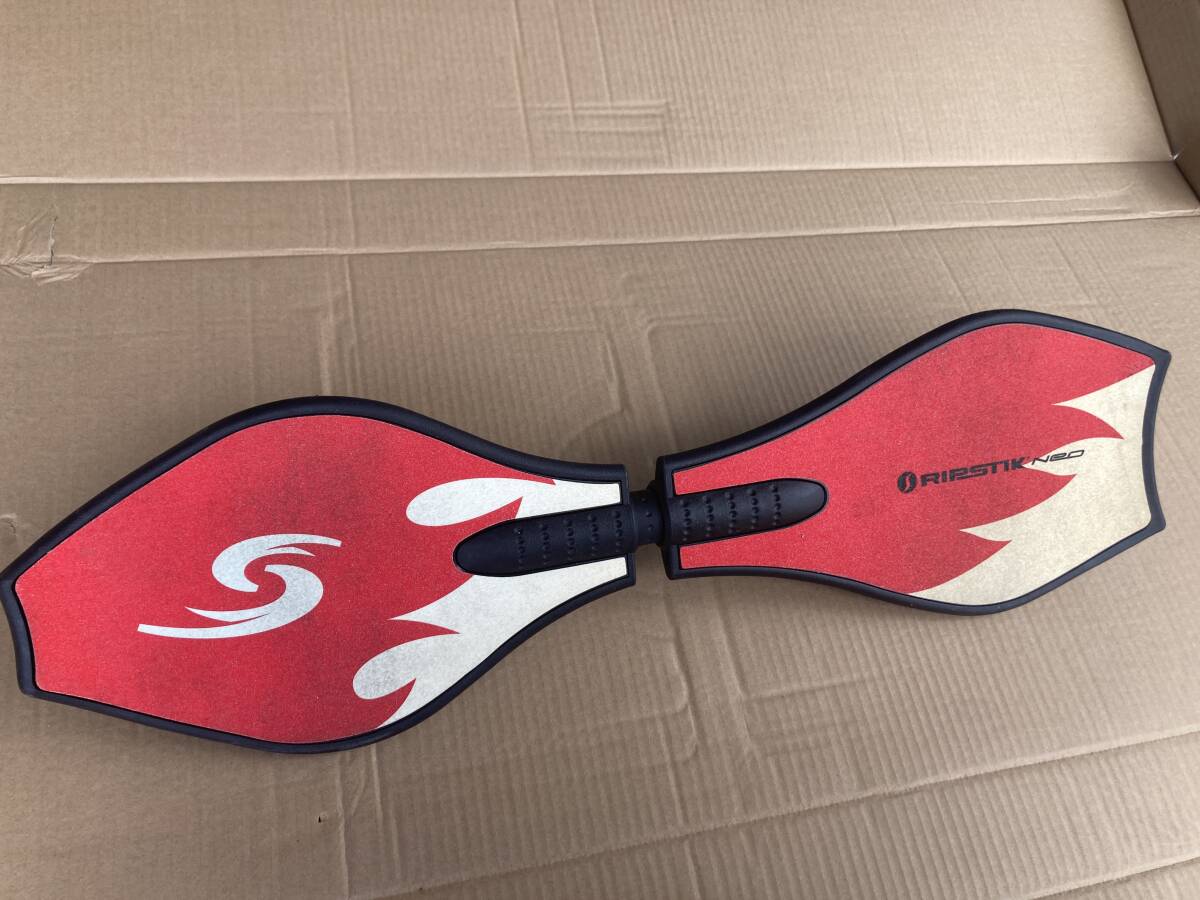 ☆美品☆ RIPSTIK NEO リップスティックネオ　ファイヤーレッド 廃盤品 美品】 リップスティック ネオ ファイヤーレッド リップ