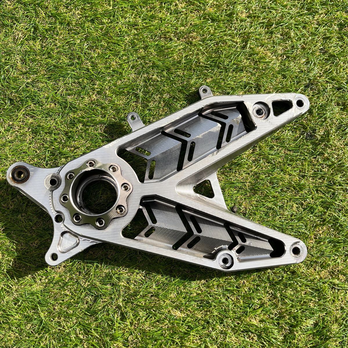 シグナスX 2型 3型用 社外スイングアーム シグナスX1型〜3型