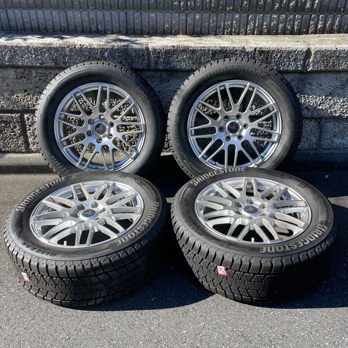 ランクル　スタッドレス　285/50R20 tireshop78_old-ls-2095535150-