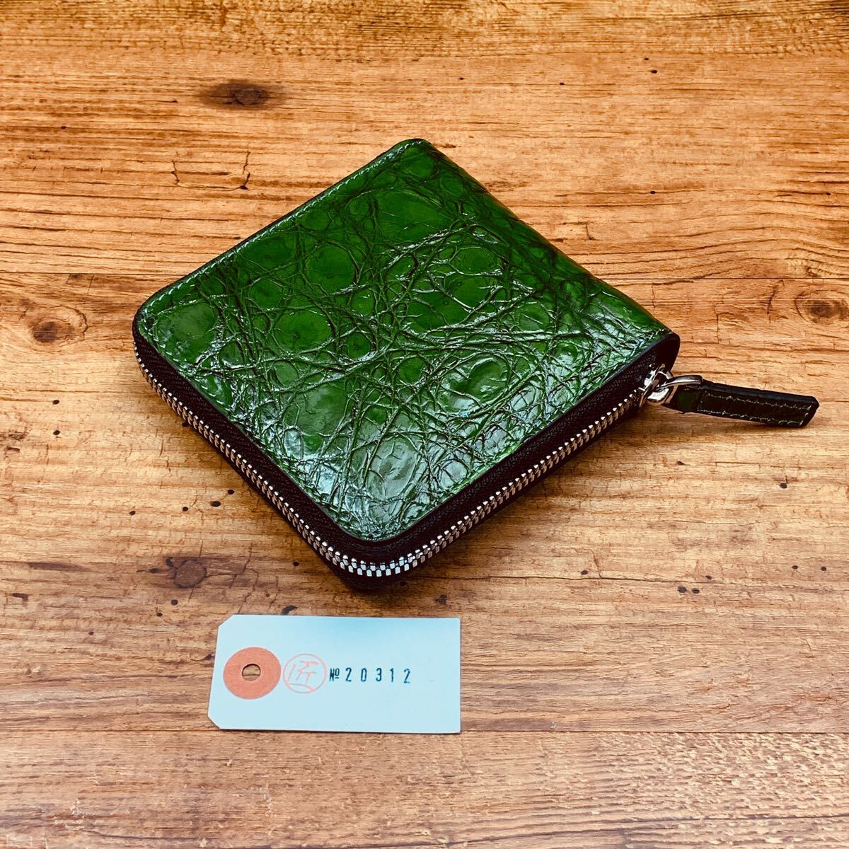 高級本革貴重品 ワニ革 クロコダイル クラッチバッグ ハンドバッグ長財布 鞄 男性用 ブラック メンズDL236BK 貴重品 高級本革保証定価18万超高級ワニ革 クロコダイル クラッチ