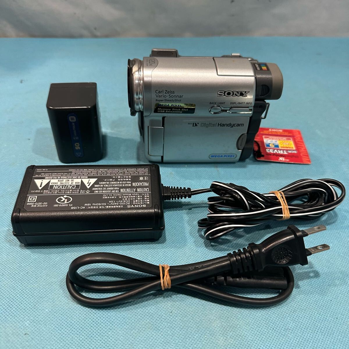 希少大人気動作品キャノンビデオカメラDM-FV50 Mini DV