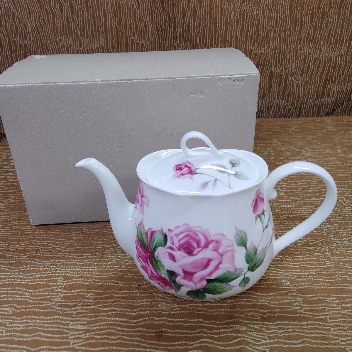 Noritake 秋田犬 studio collection ノリタケ（UQ844 【Noritake