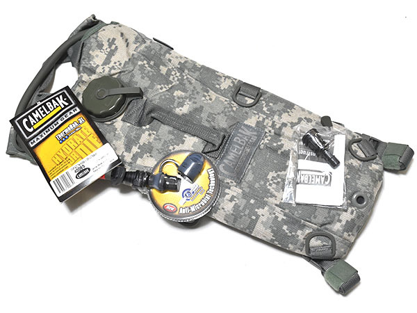 中古】米軍 3C デザート迷彩 カモ キャメルバック CAMELBAK MAXIMUM 