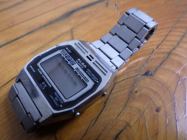 レア！ SEIKO ALBA アラームクロノグラフ LCD時計 Y709-4000の落札情報