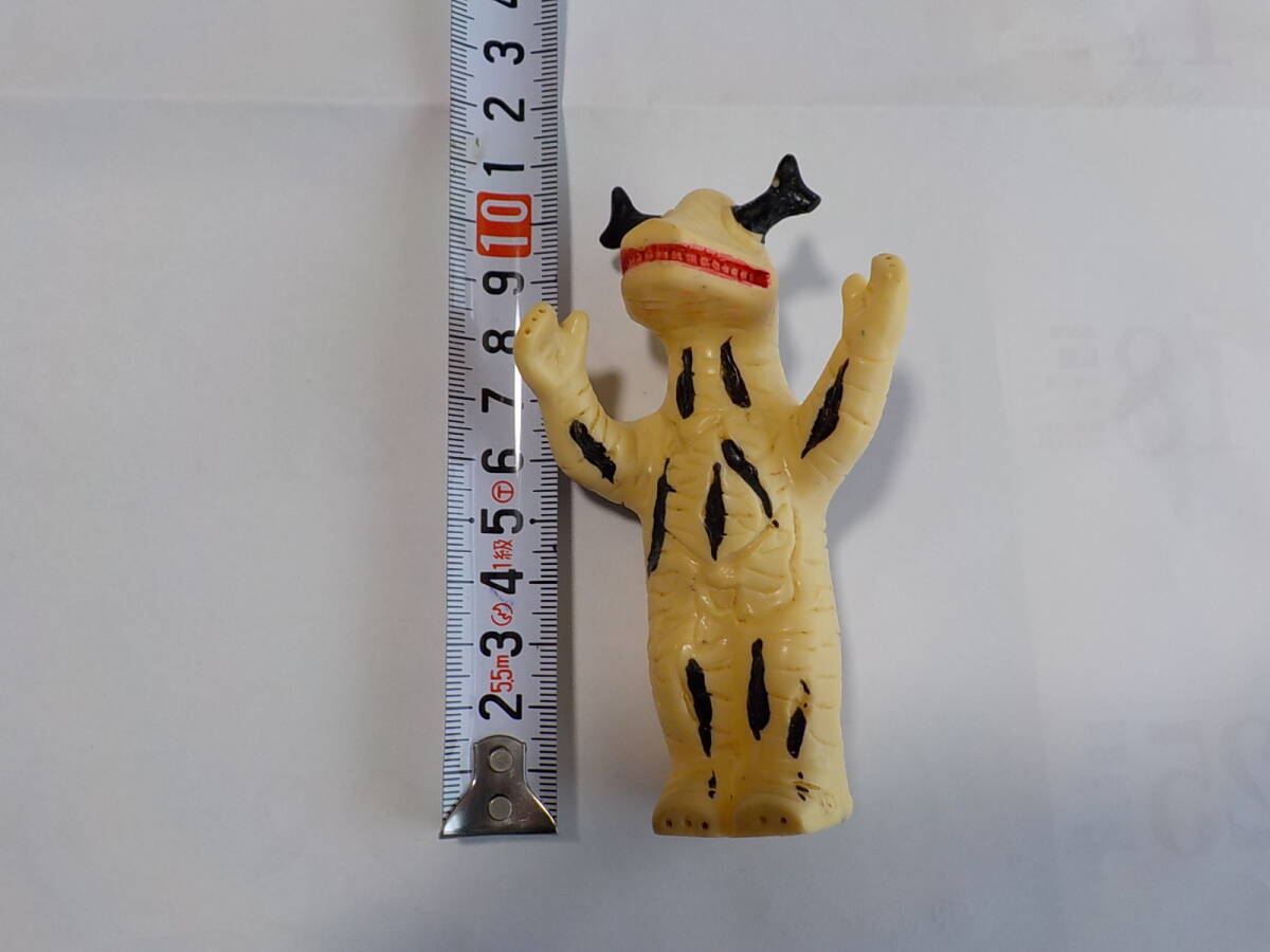 中古】希少 当時物 魔界村 ソフビ 指人形 4体の落札情報詳細 - Yahoo