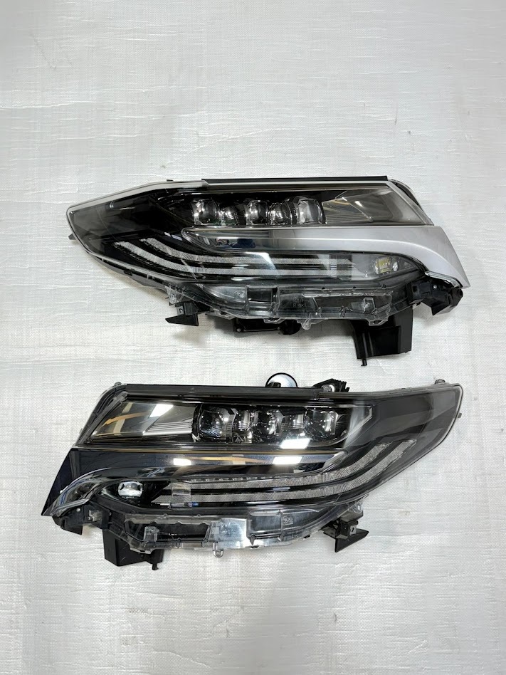 ヴェルファイア 30 後期 右 ヘッドライト シーケンシャル LED ICHIKOH