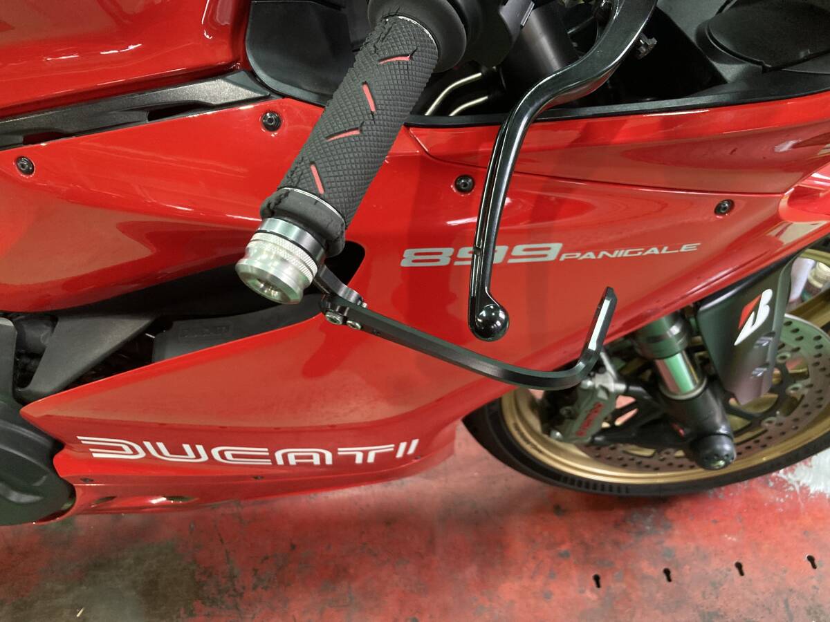 中古】TRIUMPHトライアンフ別体ハンドルバーレバー&スロットルホルダー 