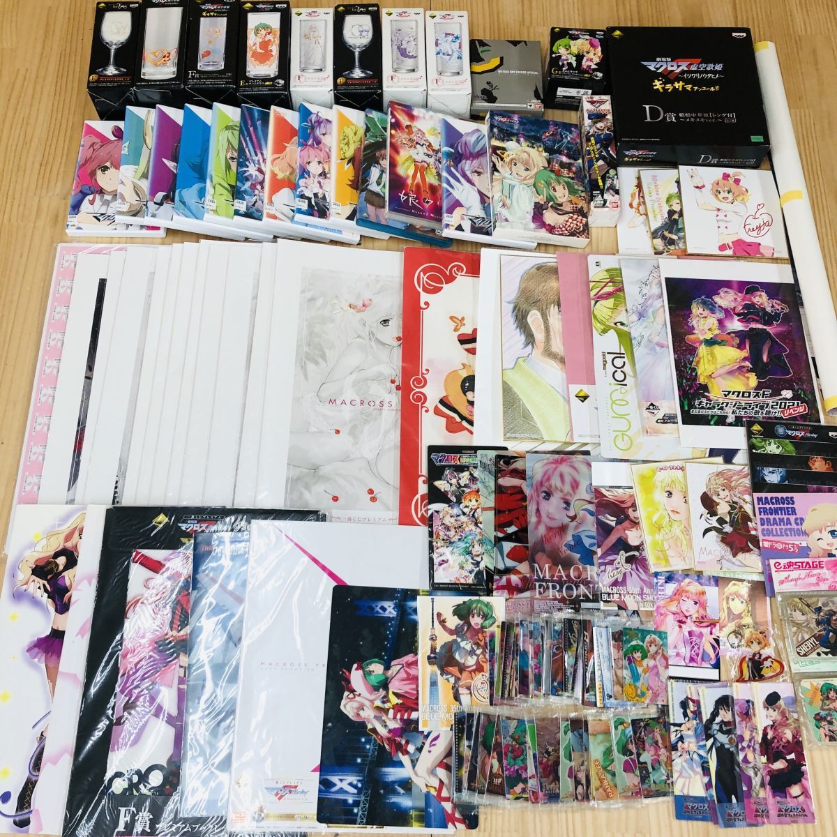マクロス リン・ミンメイ 等身大ポスター（水着） の落札情報詳細