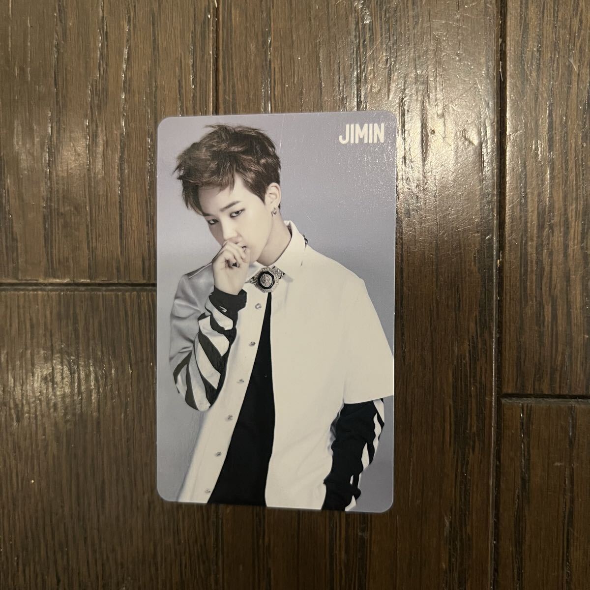 新品】BTS 防弾少年団 ジン JIN ジミン JIMIN 直筆 サイン写真 GQ 10cm