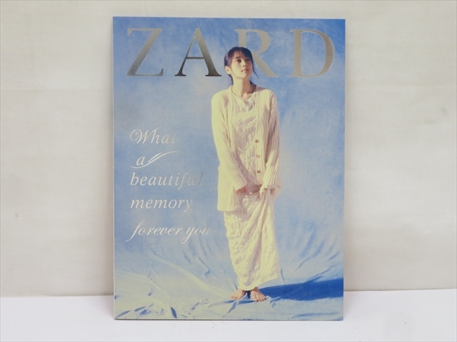 ZARD 写真集、パンフレット、おまけ セット（坂井泉水）の落札情報詳細