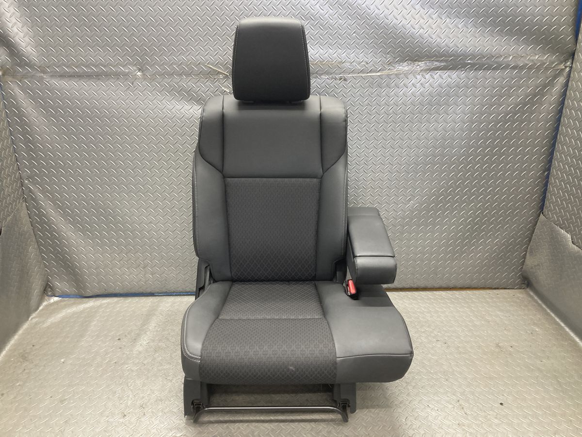 スズキ スペーシア MK53S 純正アームレストです！ スペーシア mk53s アームレスト（車用品・バイク用品）の通販