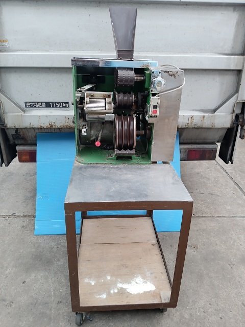 中古】卓上型 串団子自動製造機 団子成形機 4個玉 みたらし団子 100V