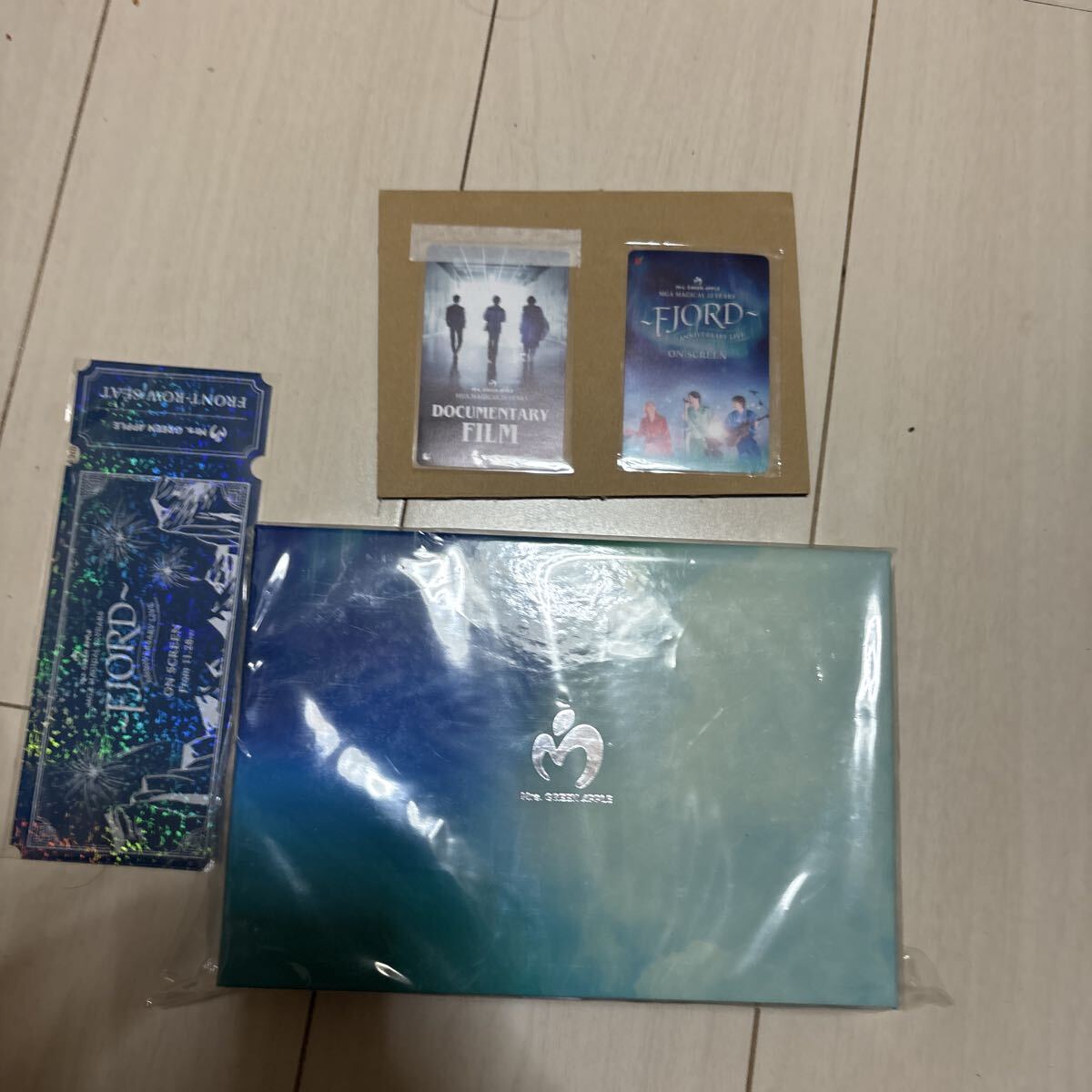 CD Mrs.GREEN APPLE ミセスグリーンアップル 5 通常版 メガジャケット