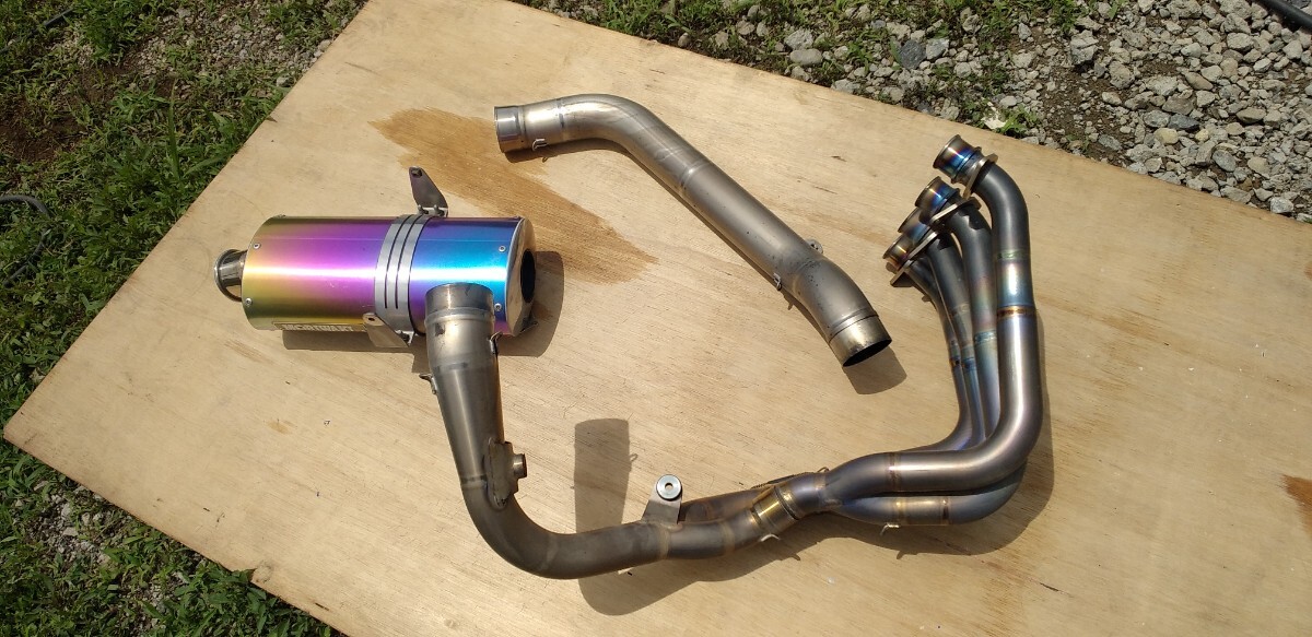 中古】CBR1000RR SC57 モリワキ 2本出し フルエキ マフラー チタンの