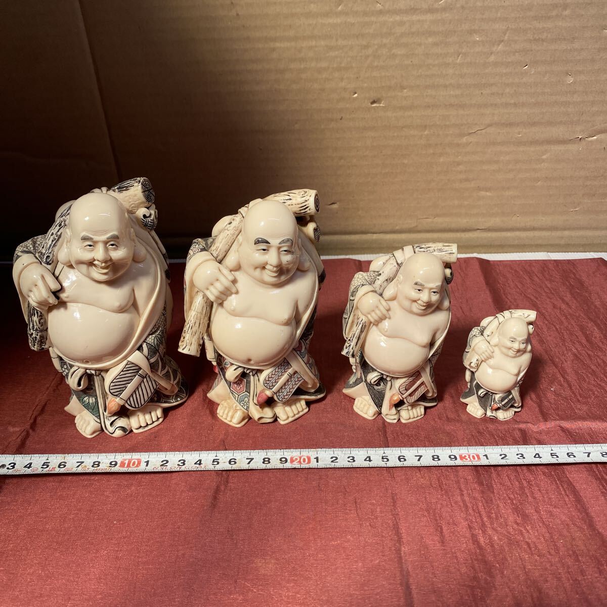 A*y様 細密彫刻 象牙風 練り物 七福神 福禄寿/桃仙人 在銘：工芸・置物