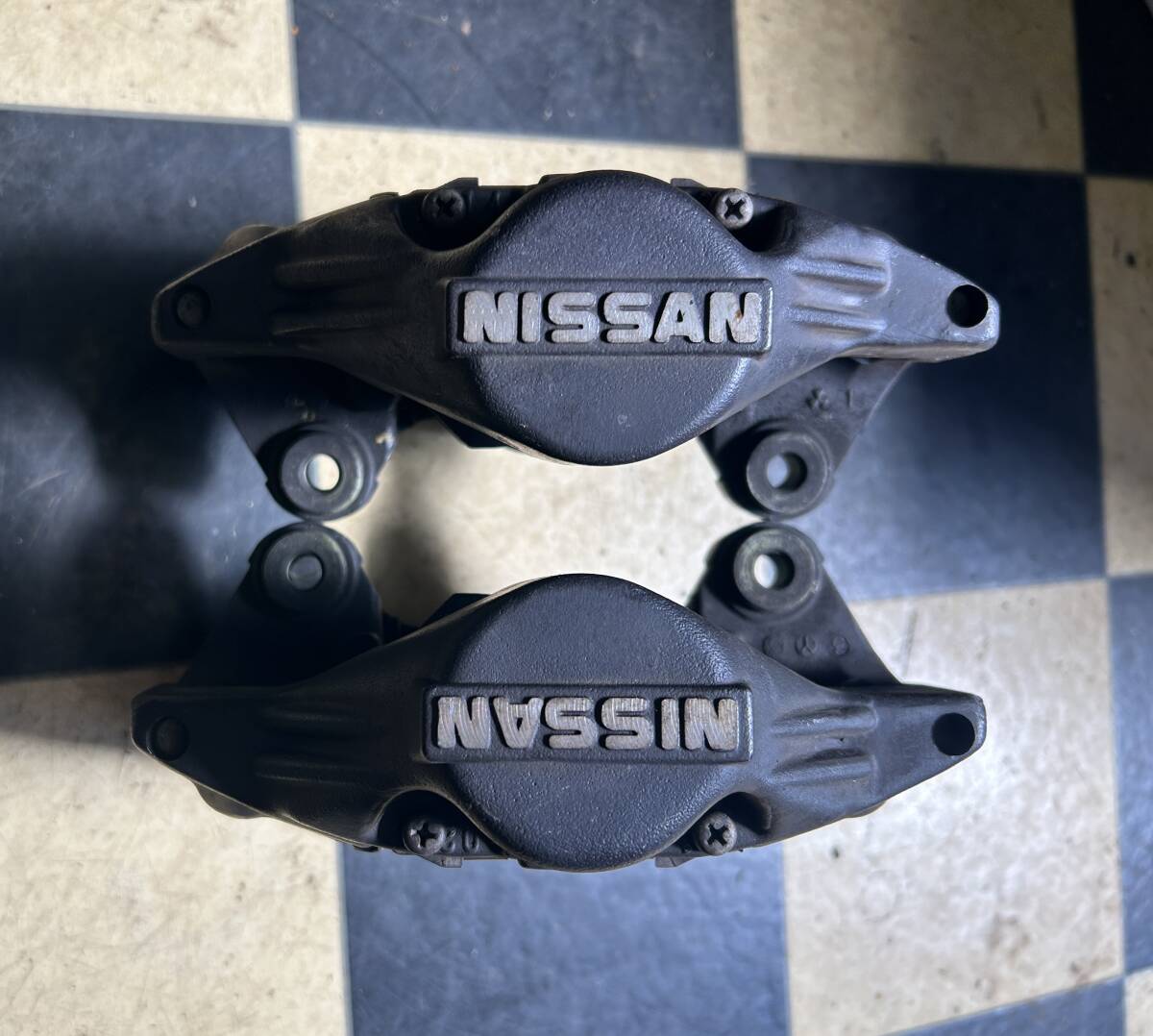 やや傷や汚れあり】日産純正 R32 タイプM スカイライン リア 2POT