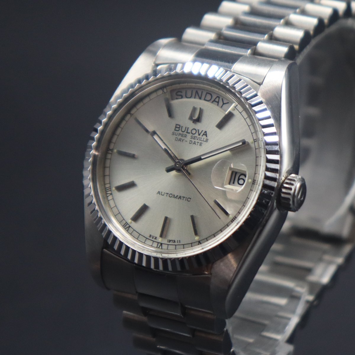 動作品 BULOVA ブローバ DAY-DATE デイデイト BVA 1373.11 自動巻
