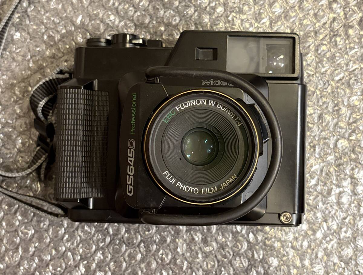 FUJIFILM フジフィルム GSW690 II Professional 中判 カメラ 6×9