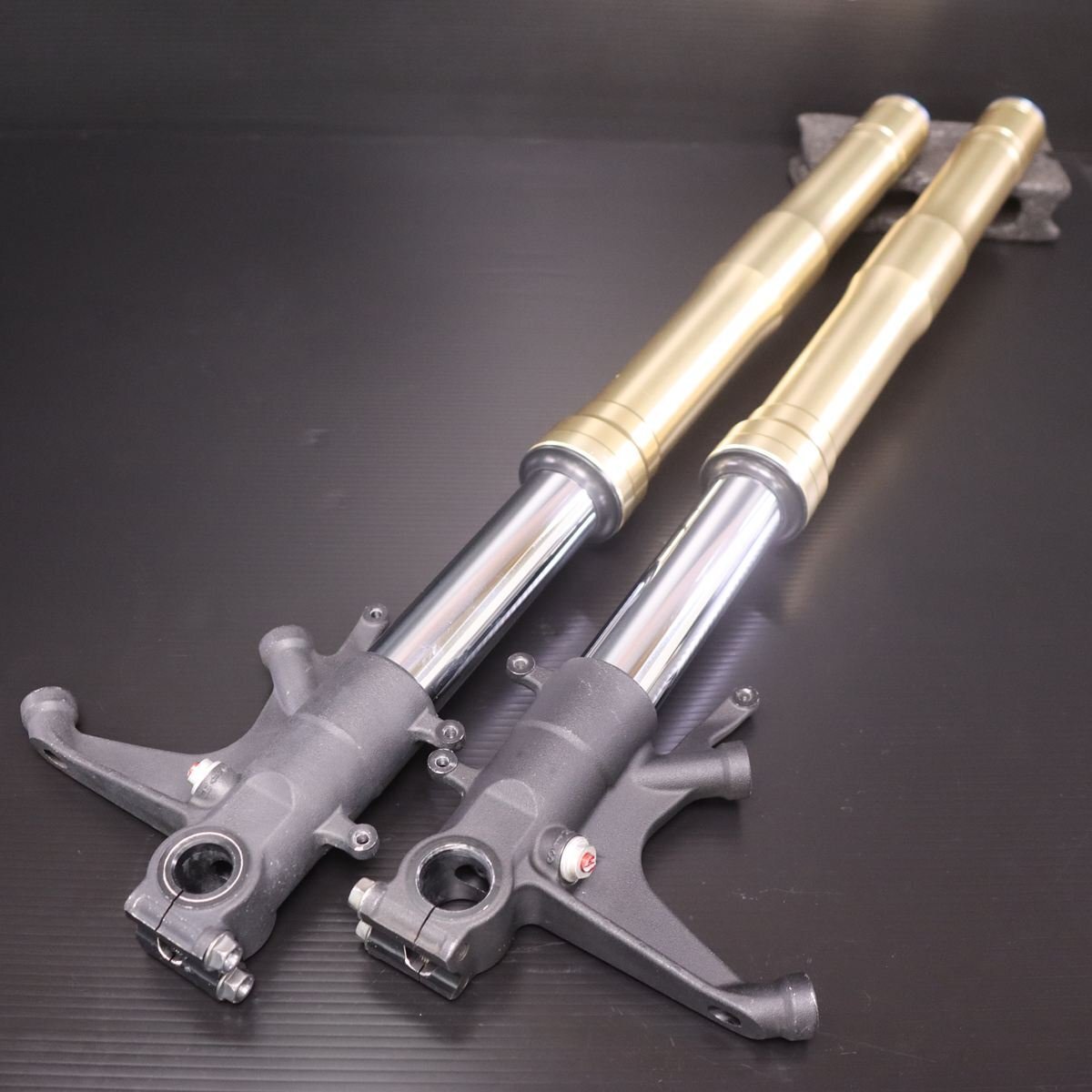中古】シグナスX DYレーシング ローダウンフロントフォーク ダミー