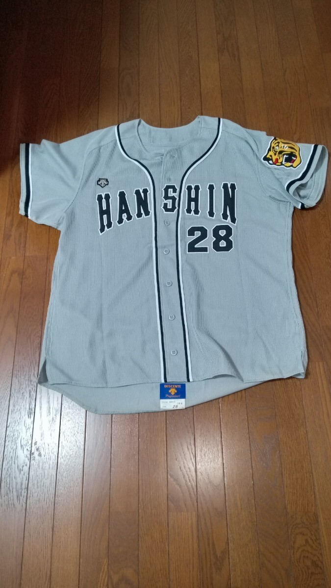新品】[未使用] 阪神タイガース 江夏豊 80周年記念復刻ユニフォーム