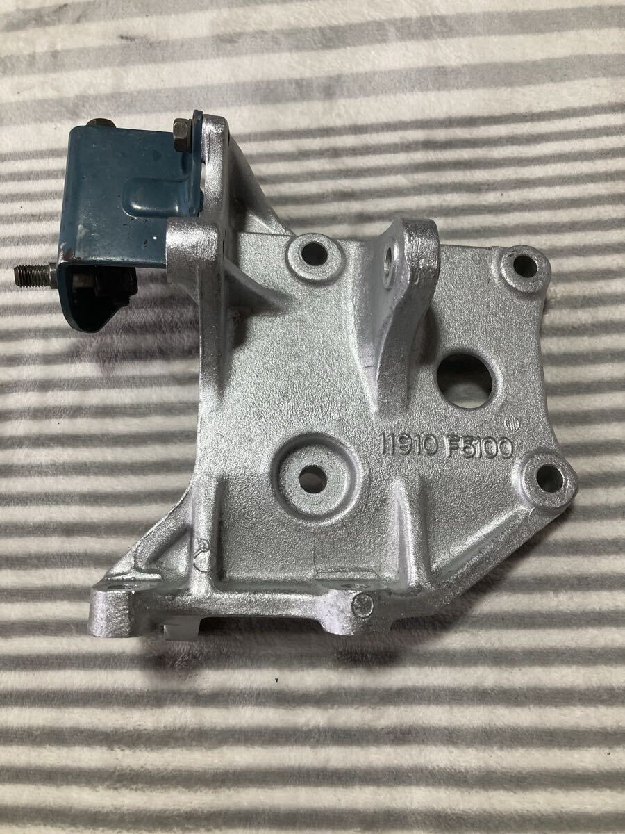 エアコン コンプレッサー 旧車 L型 L20 L28 ケンメリ ジャパン