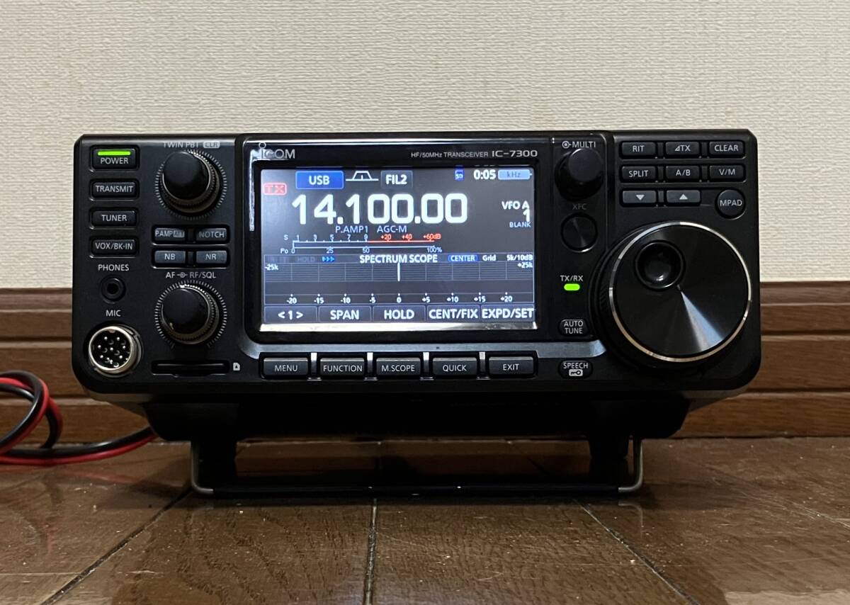 ☆ICOM アイコム 50MHz トランシーバー IC-560 無線 ICOM IC-560 50MHzオールモードトランシーバー 無線機 Icom IC-560
