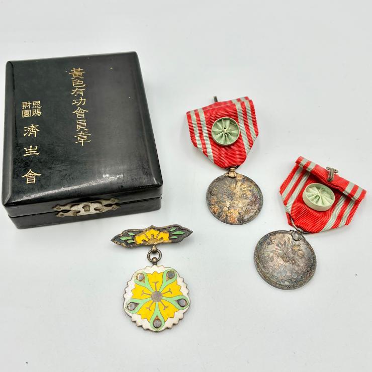 XU687☆徽章 計3点 // 恩賜財団済生会 緑葉特別会員章 / 帝国水難救済