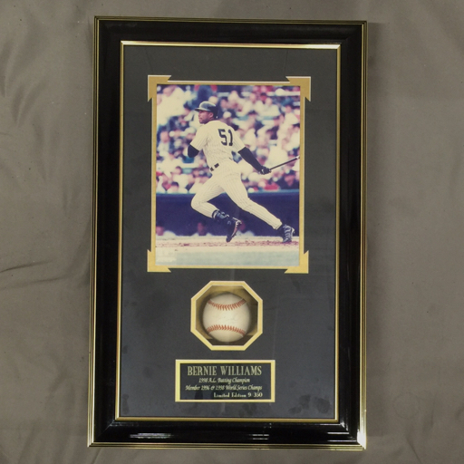美品】カルビープロ野球カード◇76年 阪急 バーニー・ウィリアムス