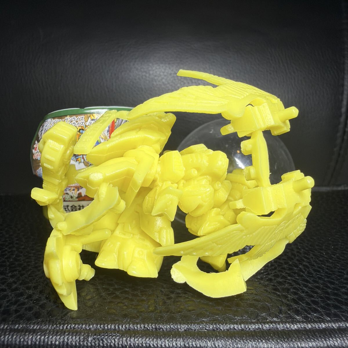ガン消し　黄色　重将ギガトールギス　未切り品 ガン消し 三位一体 重将ギガトールギス 未切り SDガンダム 外伝 鎧闘神