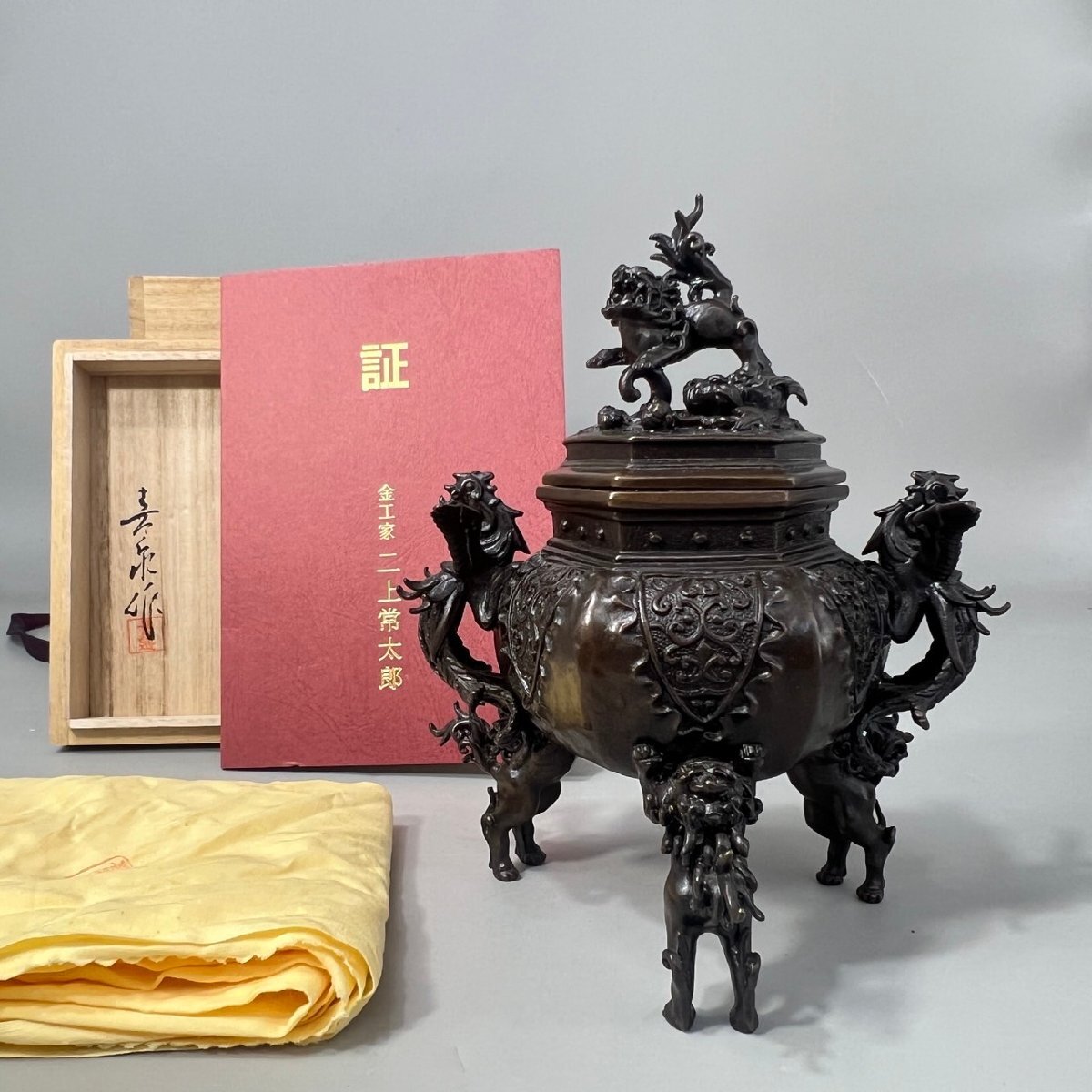 高岡銅器】蝋型鋳銅 平井昇/昇甫 攀龍 朱肉 共箱 共布付の落札情報詳細