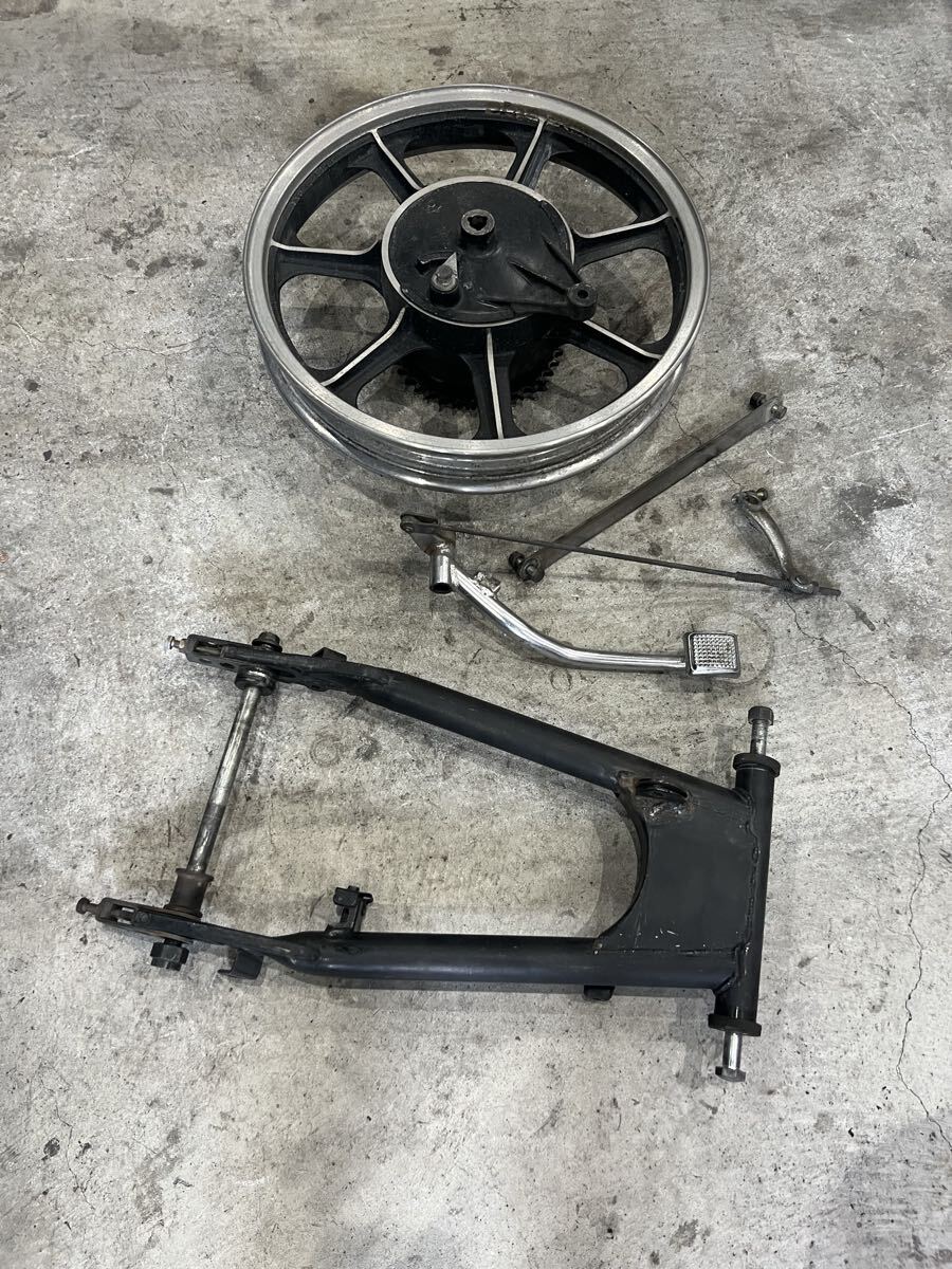 GT380 純正 ブレーキパネル&スプロケタワー ドラムブレーキ リア