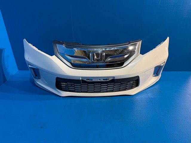 新車外し 希少 美品 ホンダ 純正 フリード エンブレム GP3