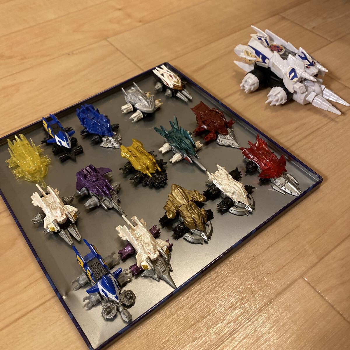 新品】☆クラッシュギア ジャンク品 ガルダフェニックス ガルダ
