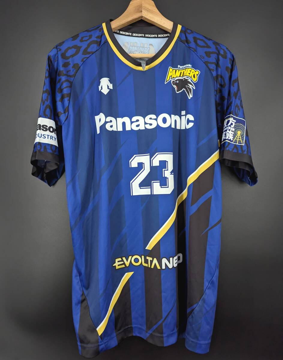 r1_6260A 美品 男子バレー Vリーグ パナソニックパンサーズ Tシャツ