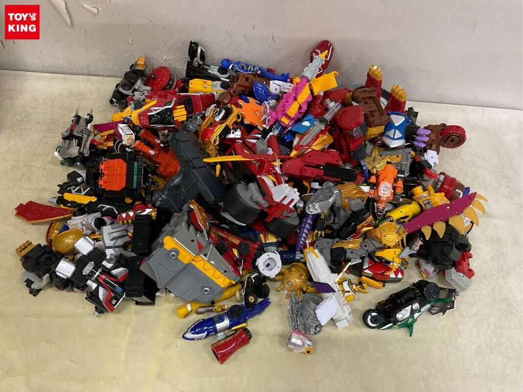 新品】炎神戦隊ゴーオンジャー◇究極メットギアDXゴーオンレッドの落札