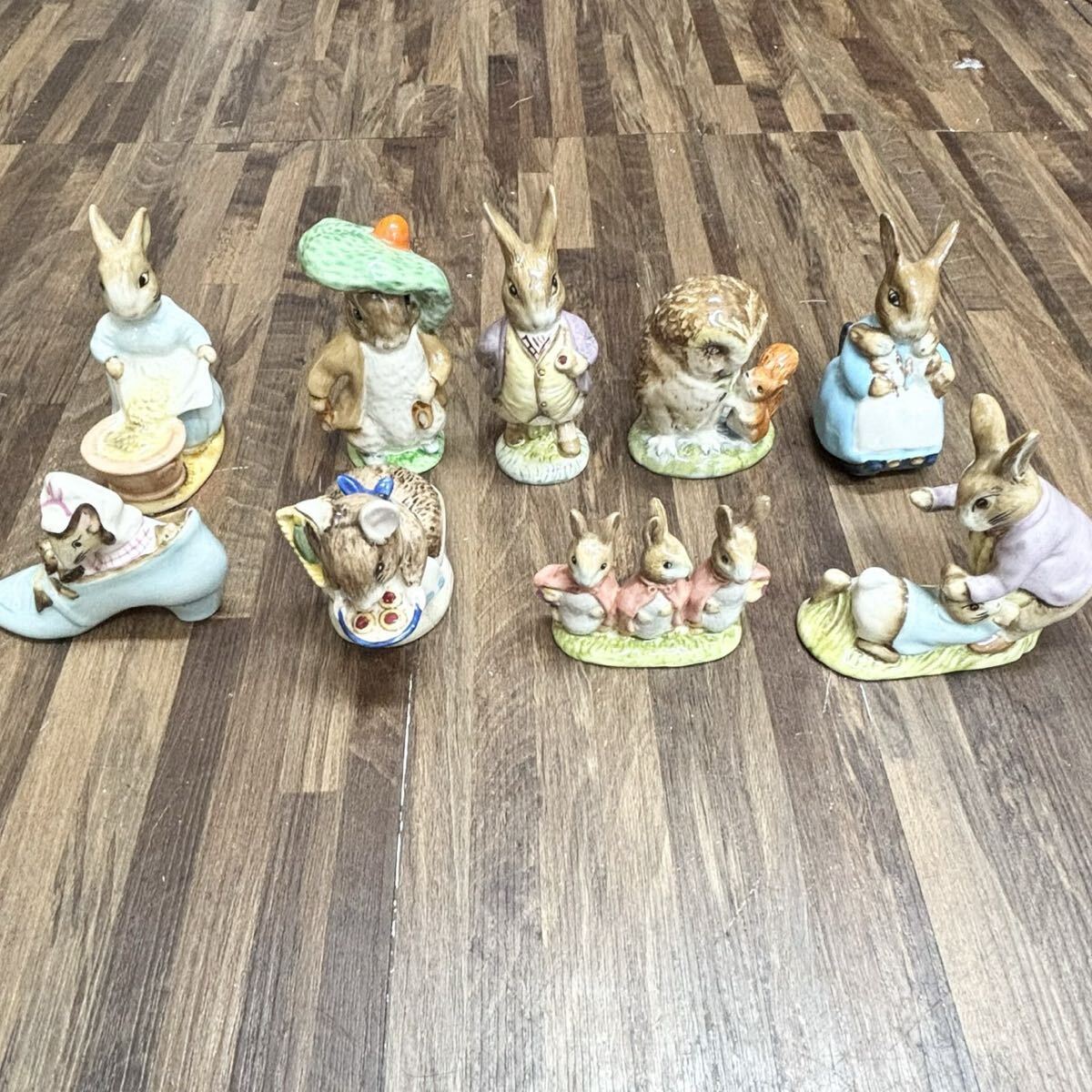 Beatrix Potter　ピーターラビット　陶器製置物　6体セット　2003 Beatrix Potter Enesco社製ピーターラビット／魚釣り中のカエルの