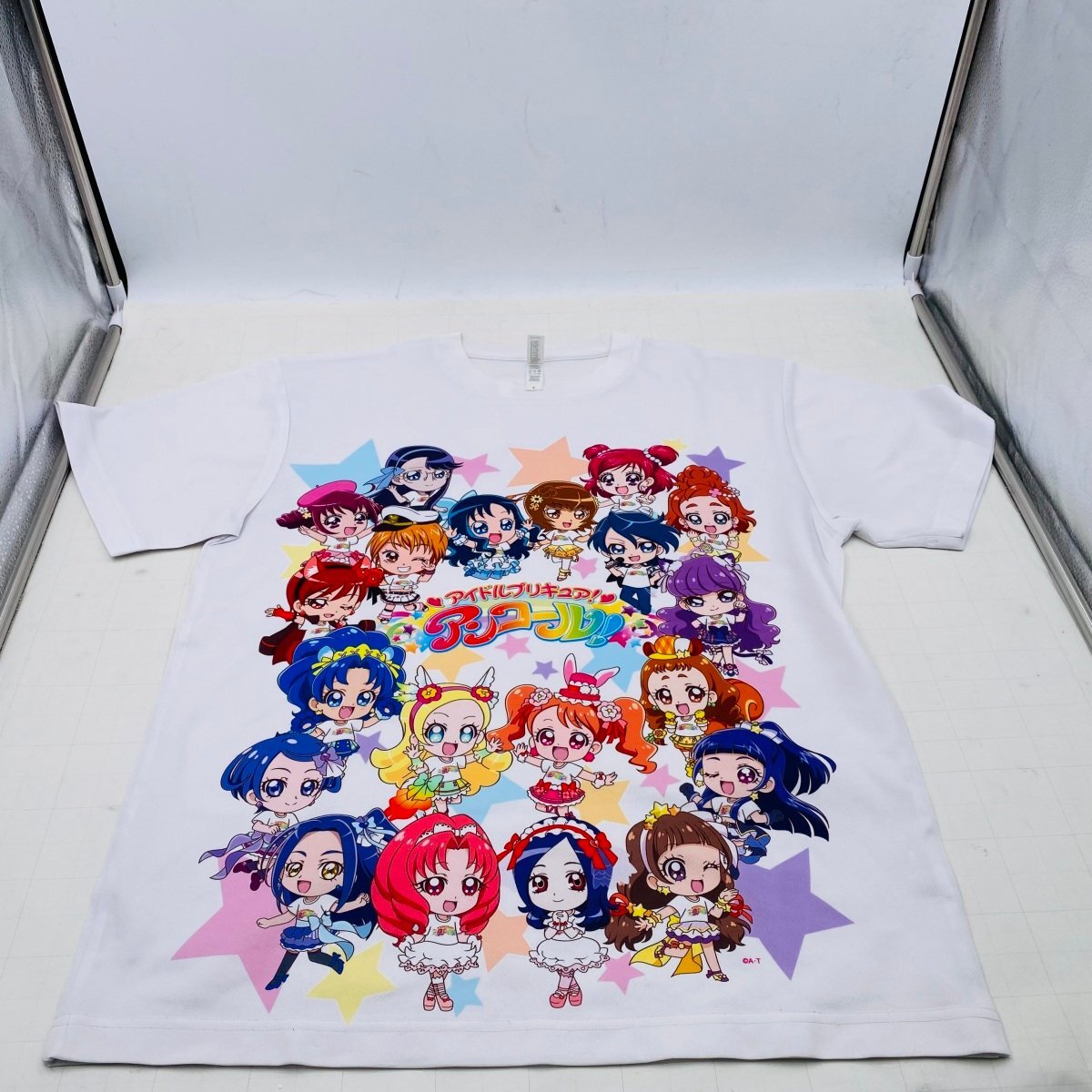 新品】ぜーんぶ見せちゃう アイドルプリキュア 大図鑑 プリキュア