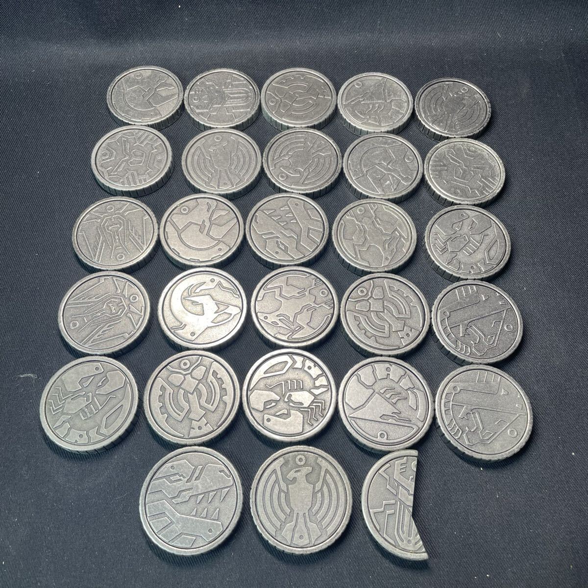 大量30枚！ダイキャスト製セルメダルスイング／仮面ライダーオーズの