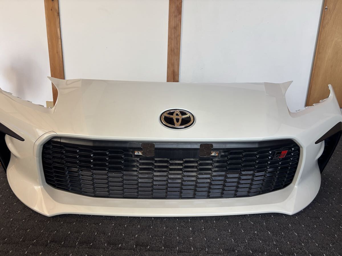 中古】トヨタ 86 ZN6 前期 純正 フロントバンパー 【 K1X