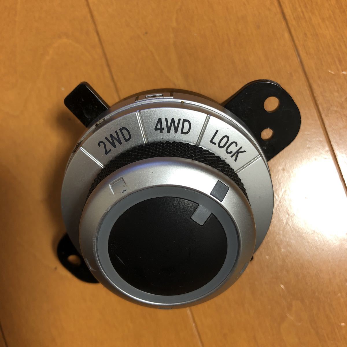 三菱 ミツビシ 純正 デリカ D5 ドライブモードセレクター 純正 2WD 4WD 切換 スイッチ の落札情報詳細| ヤフオク落札価格情報 オークフリー・スマートフォン版 三菱 ミツビシ 純正 デリカ D5 ドライブモードセレクター 純正 2WD 4WD 切換 スイッチ の落札情報詳細| ヤフオク落札価格情報 オークフリー・スマートフォン版